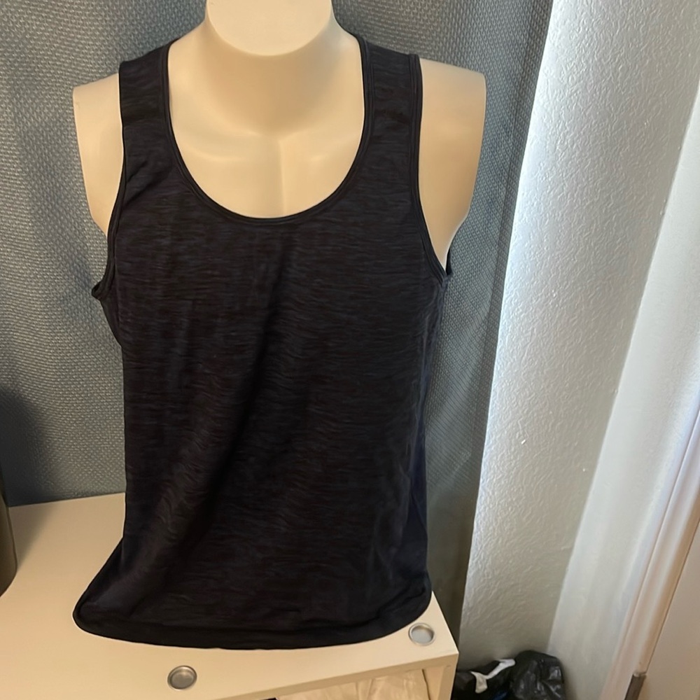 LULULEMON men’s tank top